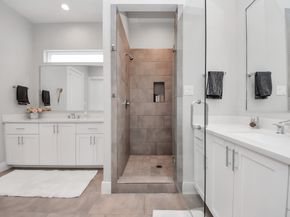 5619 Kansas Street B, Houston TX 77007