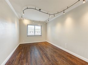 6337 Briar Rose Drive 145, Houston TX 77057
