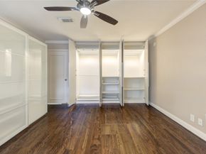6337 Briar Rose Drive 145, Houston TX 77057