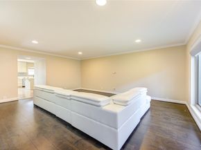 6337 Briar Rose Drive 145, Houston TX 77057
