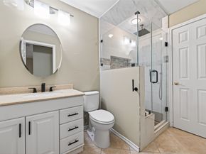 11620 Village Place Drive 329, Houston TX 77077