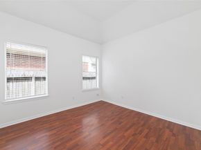 4211 Torrey Creek Lane, Houston TX 77014
