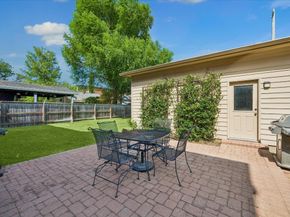 938 Columbia Street, Houston TX 77008