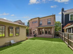 938 Columbia Street, Houston TX 77008