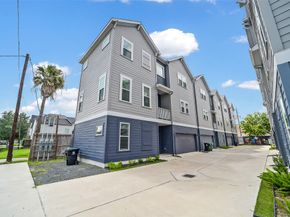 2206 Lou Ellen Lane C, Houston TX 77018