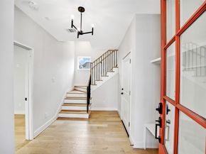 2206 Lou Ellen Lane C, Houston TX 77018
