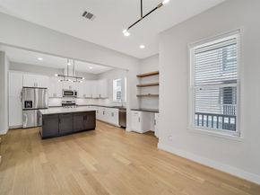 2206 Lou Ellen Lane C, Houston TX 77018