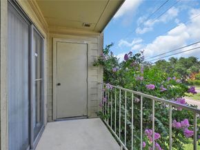 10101 S Gessner Road 910, Houston TX 77071