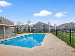 12500 Sandpiper Drive 84, Houston TX 77035