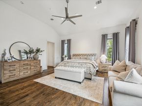 2501 Yupon Street, Houston TX 77006