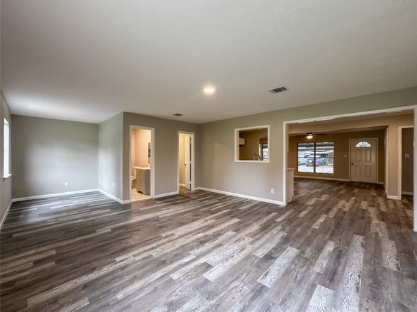 7710 Claiborne Street, Houston TX 77016