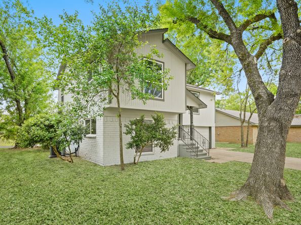 16314 Timber Valley Drive, Houston TX 77070