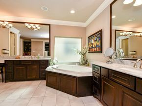 618 Yellow Tulip Trail, Houston TX 77079