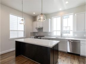 2802 Grand Fountains Drive F, Houston TX 77054