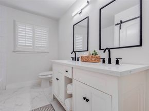 6434 Pineshade Lane, Houston TX 77008