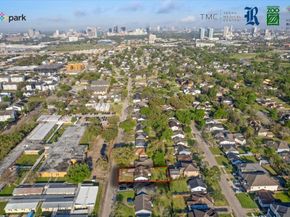 3535 Tampa Street, Houston TX 77021