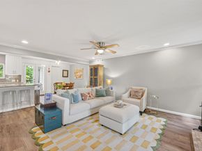 745 Worthshire Street, Houston TX 77008