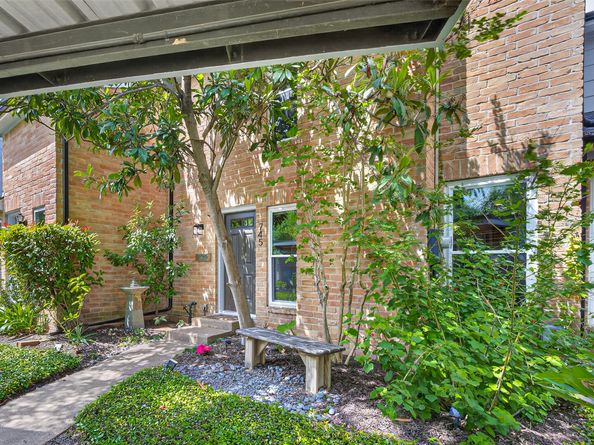 745 Worthshire Street, Houston TX 77008
