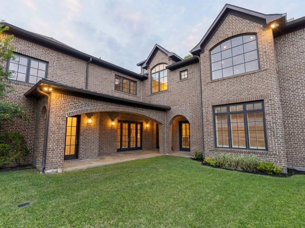 4005 Piping Rock Lane, Houston TX 77027