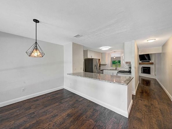 55 Dew Fall Court, The Woodlands TX 77380