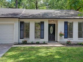 55 Dew Fall Court, The Woodlands TX 77380