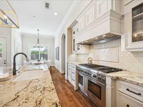 1525 Wakefield Drive, Houston TX 77018