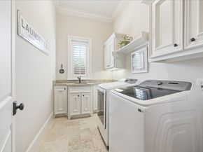 1525 Wakefield Drive, Houston TX 77018