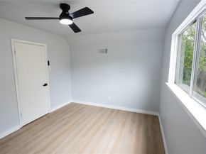 5515 Greylog Drive, Houston TX 77048