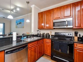 9200 Westheimer Road 1302, Houston TX 77063