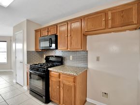 2939 Sailors Moon Drive, Friendswood TX 77546