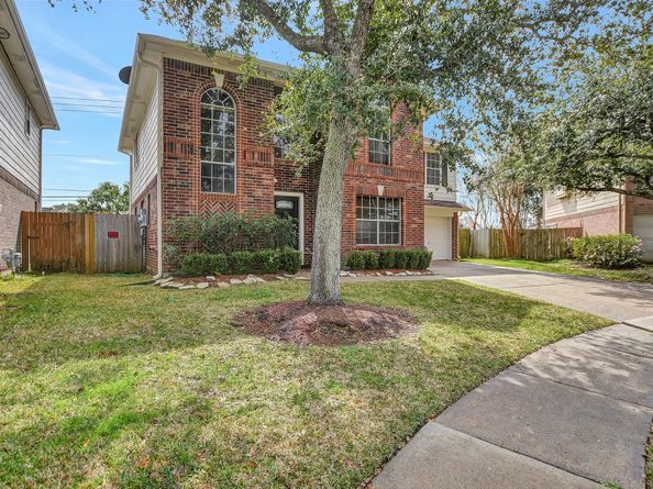 2939 Sailors Moon Drive, Friendswood TX 77546