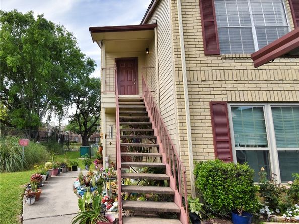 2120 El Paseo Street 108, Houston TX 77054