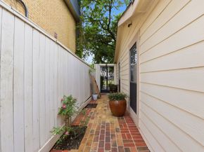 1918 Vassar Street, Houston TX 77098