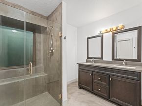29 S High Oaks Circle, Spring TX 77380