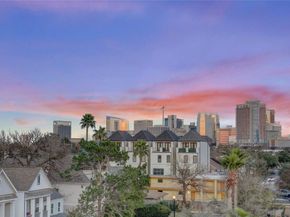 2435 Sheridan Street, Houston TX 77030