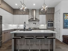 2435 Sheridan Street, Houston TX 77030