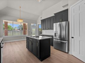 1806 Winter Knoll Way, Houston TX 77062