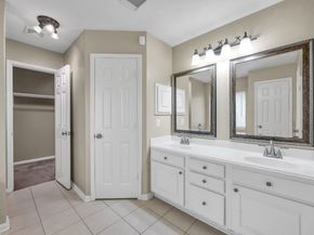 14 Bay Chapel Court, The Woodlands TX 77385