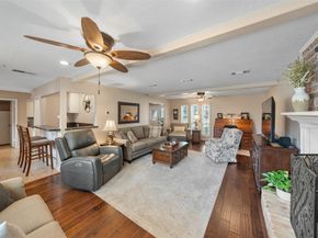 6727 Sutter Park Lane, Houston TX 77066