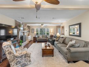 6727 Sutter Park Lane, Houston TX 77066