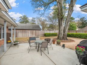 6727 Sutter Park Lane, Houston TX 77066