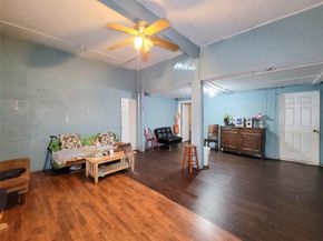 418 Bishop Street, Houston TX 77009