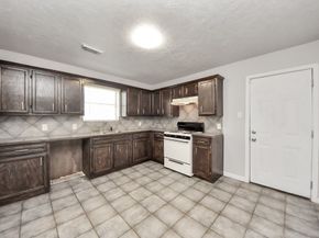 9413 Arden Court, Houston TX 77033