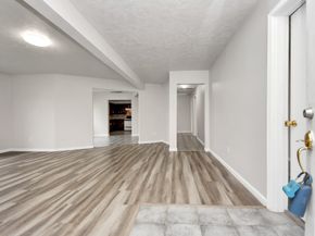 9413 Arden Court, Houston TX 77033