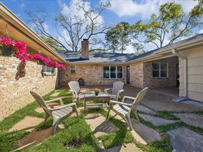 5918 Dumfries Drive, Houston TX 77096