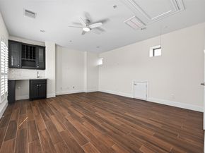 3912 Ennis Street, Houston TX 77004