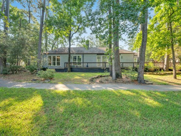 3102 Breezy Pines Court, Kingwood TX 77339