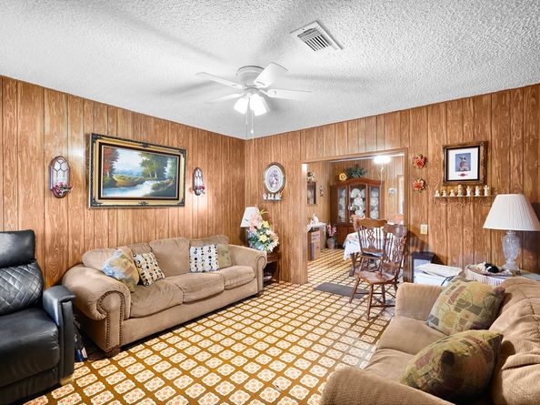 7018 Canal Street, Houston TX 77011