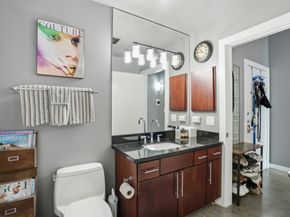 2000 Bagby Street 9422, Houston TX 77002