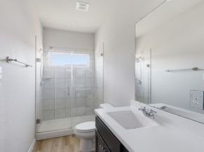 6444 Wenlock Drive, Houston TX 77048